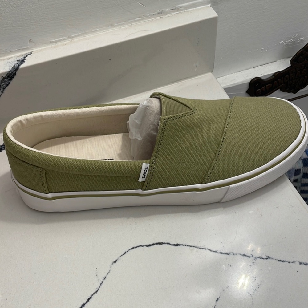 Brand new Toms in box